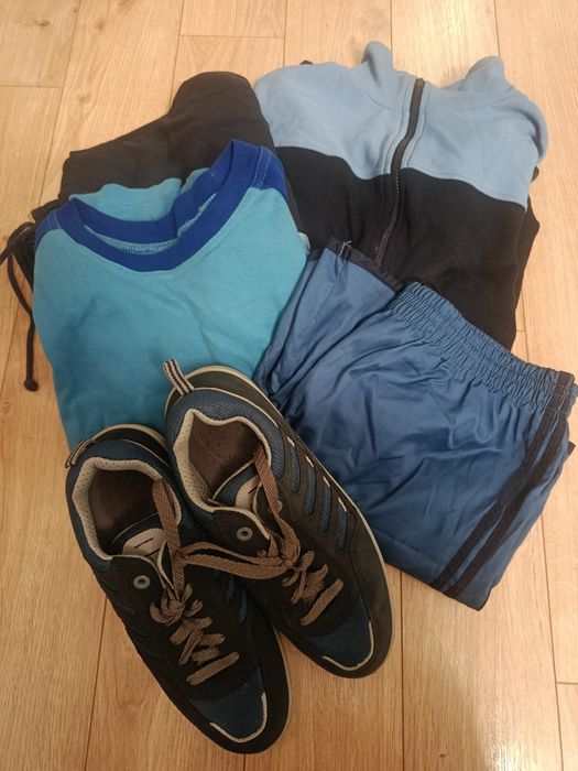 Ubranie treningowe  503/MON, buty spodenki koszulka, komplet, używane