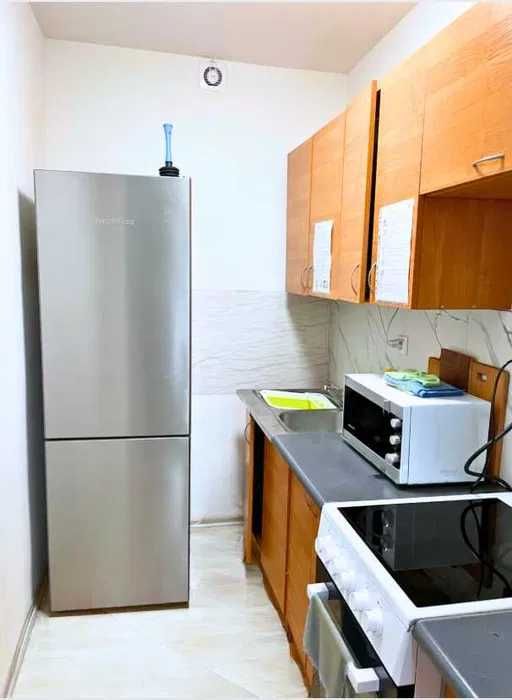 Pokój do wynajęcia - TV, lodówka, internet, parking - Józefów