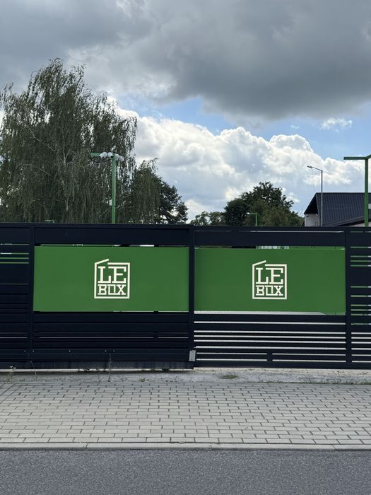 Magazyn self storage, kontener