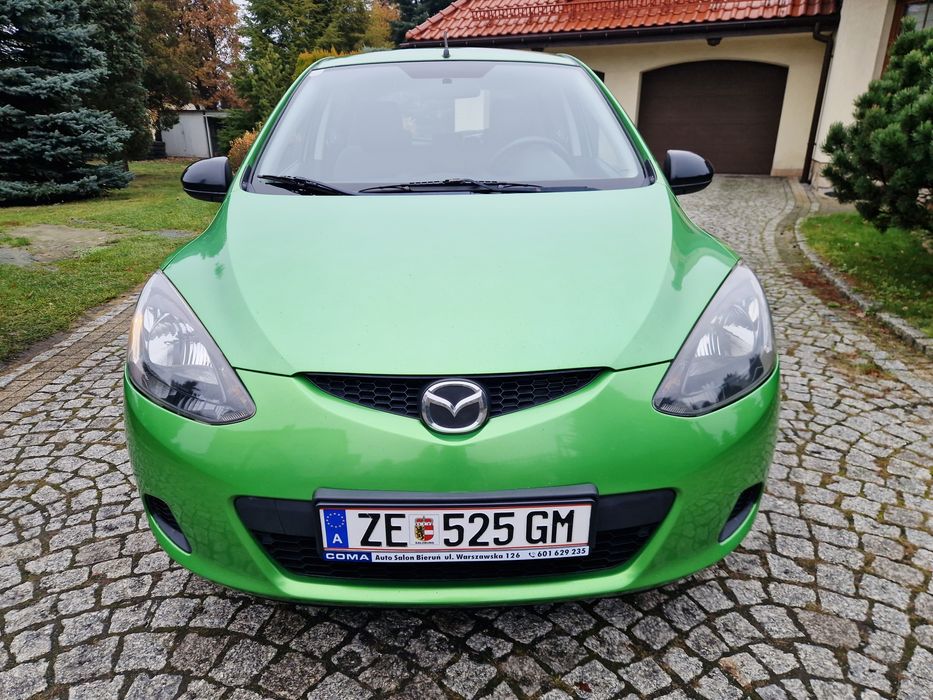Piękna Mazda 2. 1.3 benzyna, klima