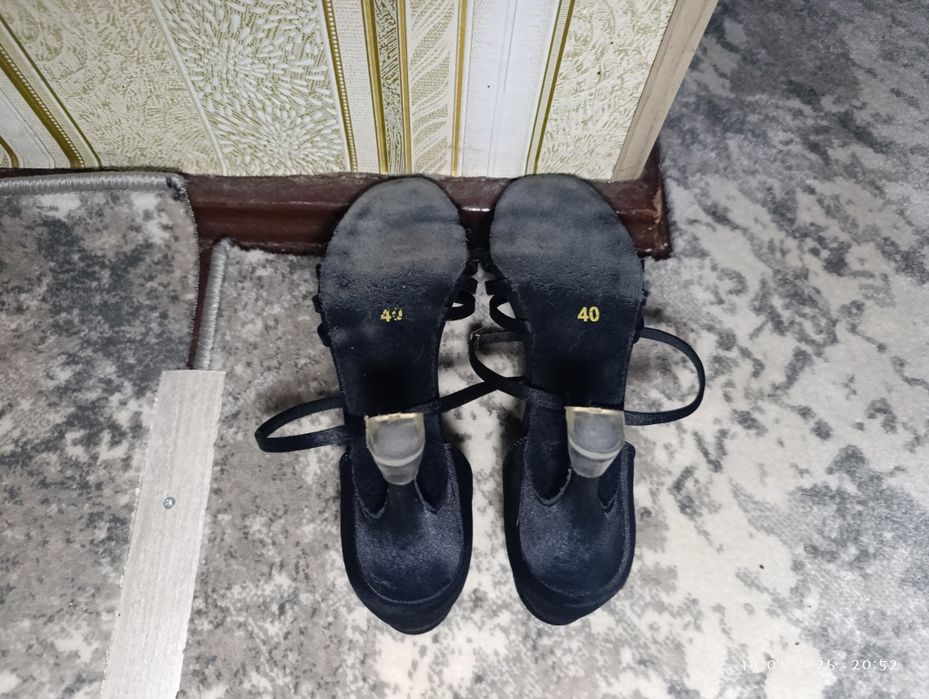 Туфлі стандарт, латина