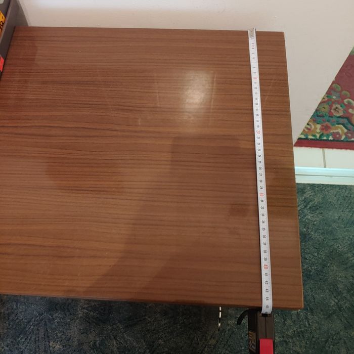 Maszyna do szycia z lat 80-tych.