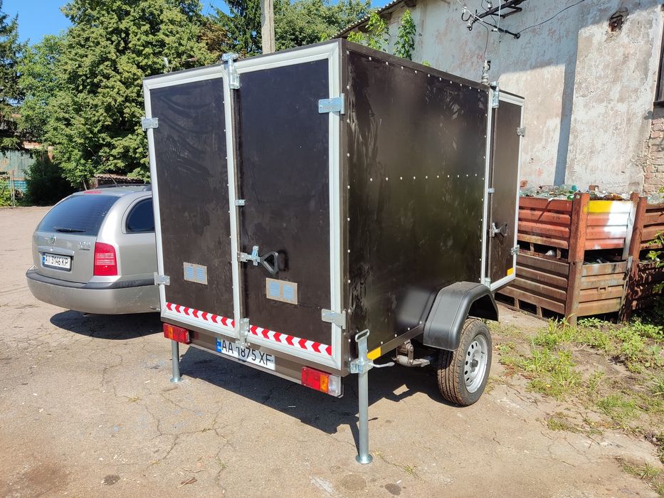 Причіп-фургон для агродронів.