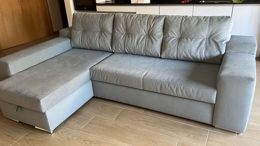 Sofá Cama Chaise Longue com Baú