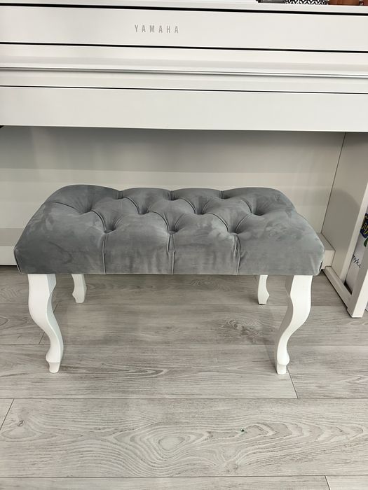 Lawka laweczka tapicerowana glamur szary puf