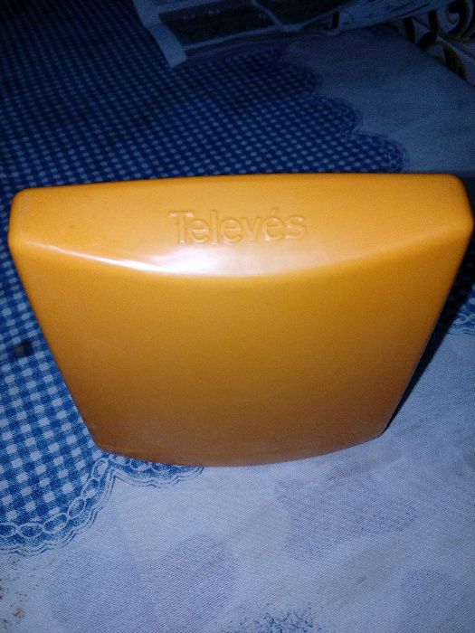 Televes Amplificador de MATV 1E/1S BI/FM/BIII/UHF - 5356