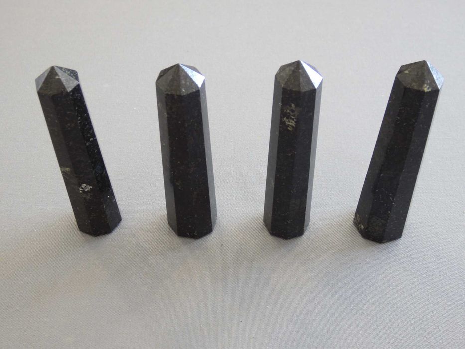 Cristais de Pedra de Coppernite Preta