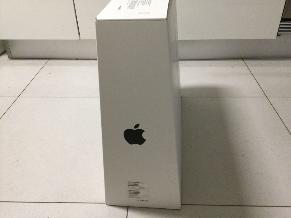 21.5-inch iMac Box 202064740663082498122