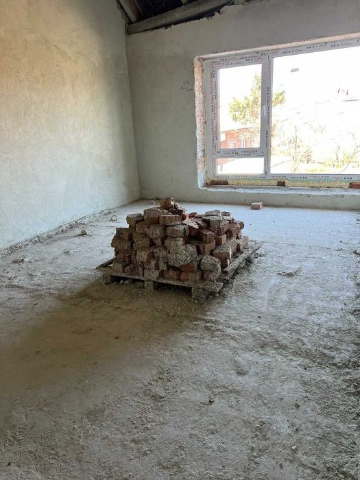 Продаж будинку у с.Зубра