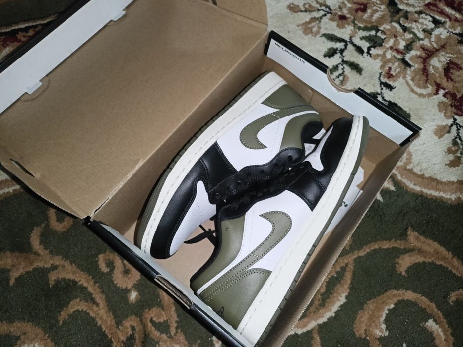 Air Jordan 1 Low w kolorystyce „Black Toe Medium Olive”