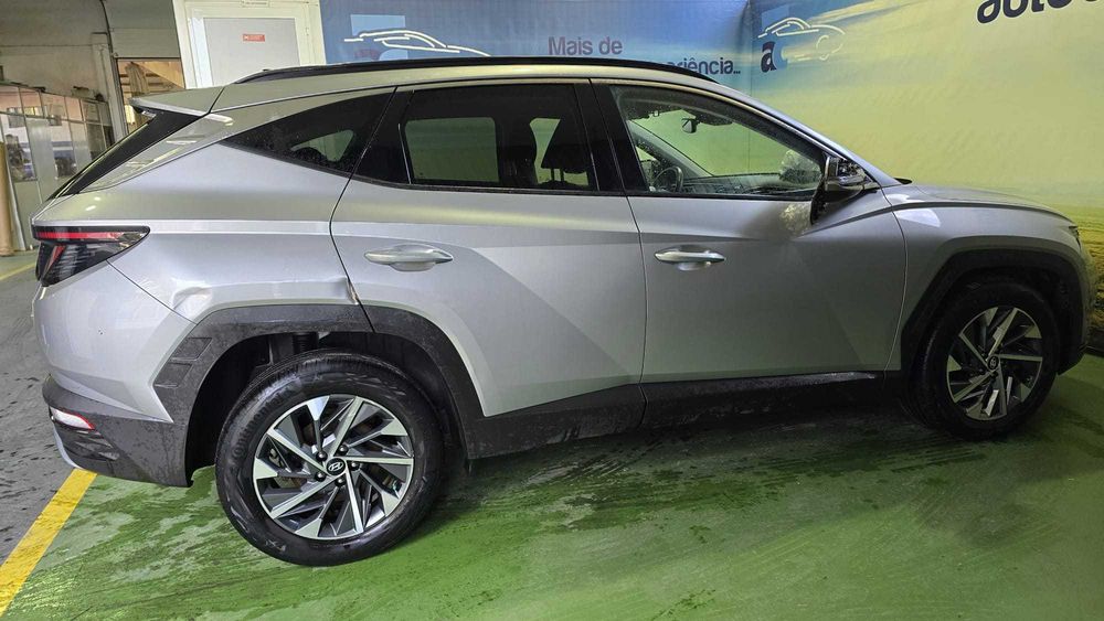 Hyundai Tucson 1.6 T-GDI   -  Salvado