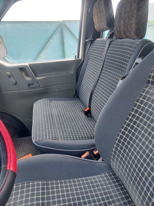 Автомобиль Volkswagen T 4