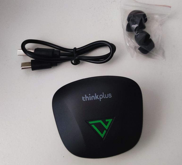 Auriculares LENOVO XT85II