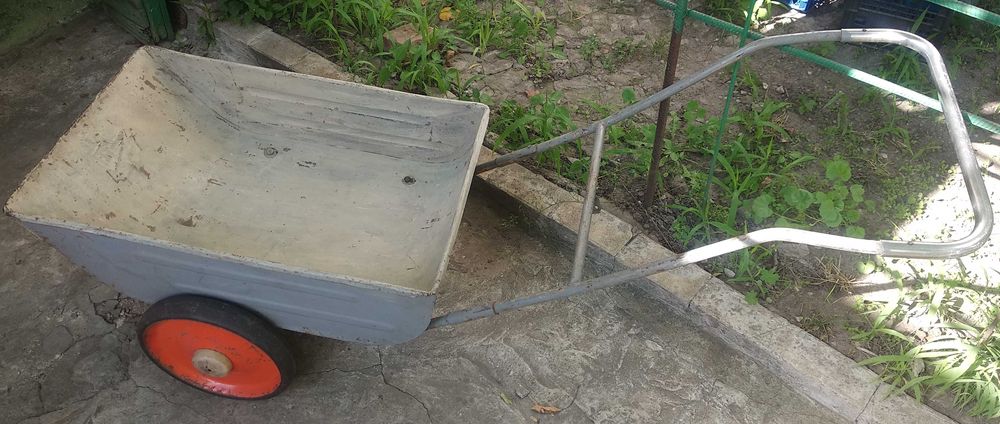 Тачка садовая строительная разборная двухколёсная сделанная в СССР