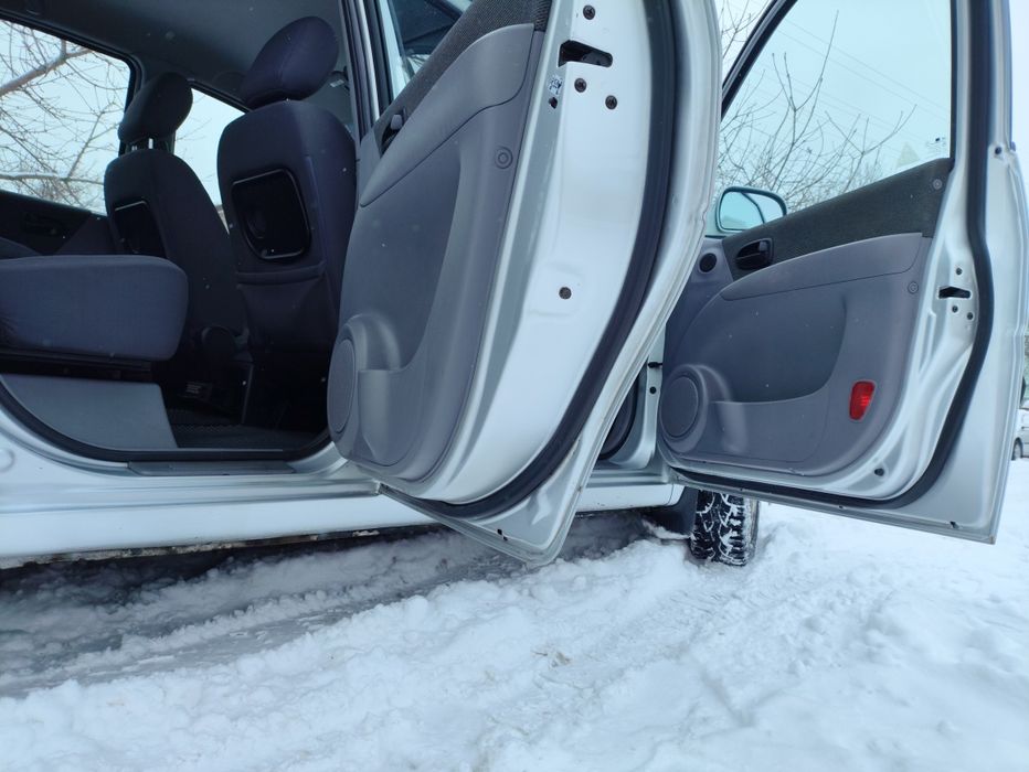 Продам Хюндай Матрикс 2006р.1.6.бенз