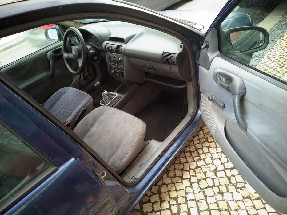 Carro Opel Corsa