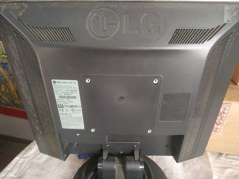 Монітор LG Flatron L1751SQ 17'' для графіки ігор офісу