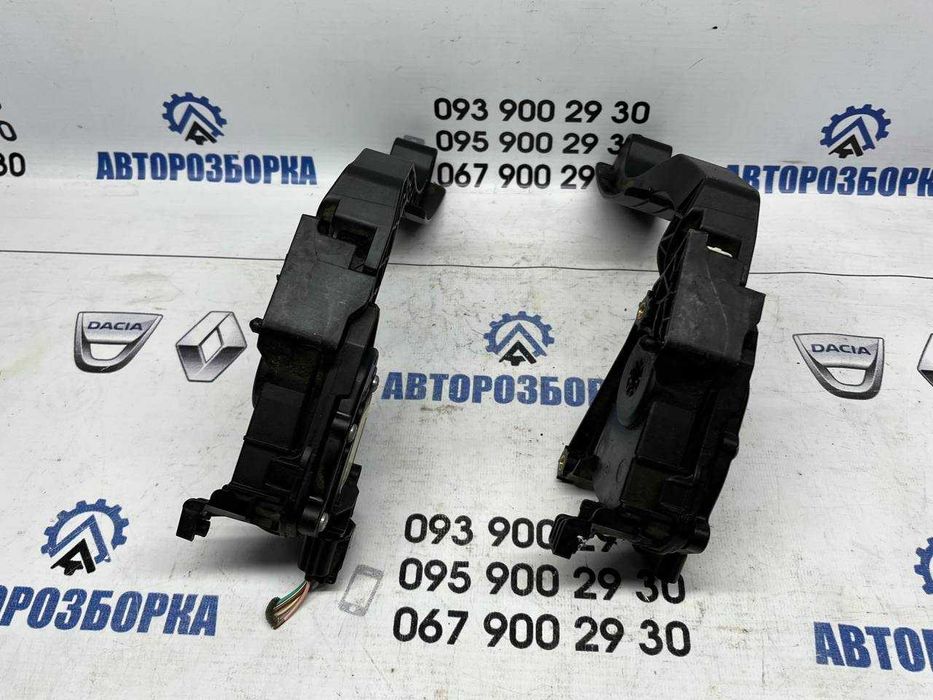 Педаль газа Dacia Logan 2 Sandero 2 (2013-2020)