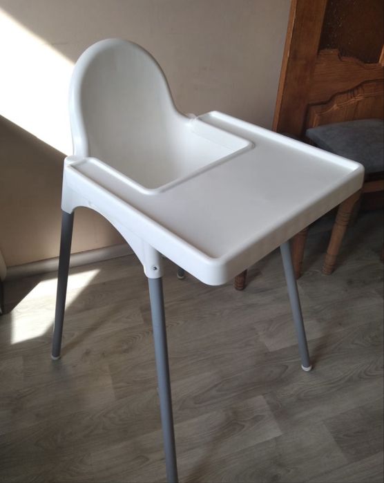 Дитячий стіл ikea