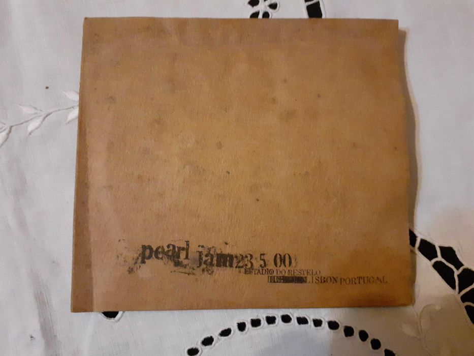 CD–Echoes of Nature–Wilderness River-Pearl Jam23500 Estádio do Restelo