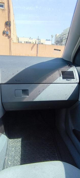 Skoda 2002 em bom estado