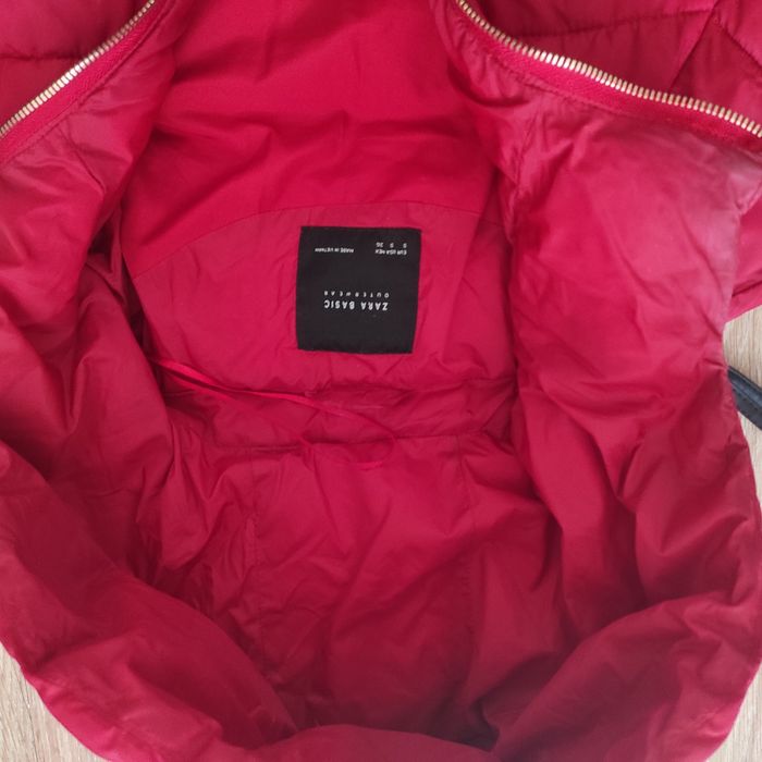 Puchowa kurtka Zara BASIC