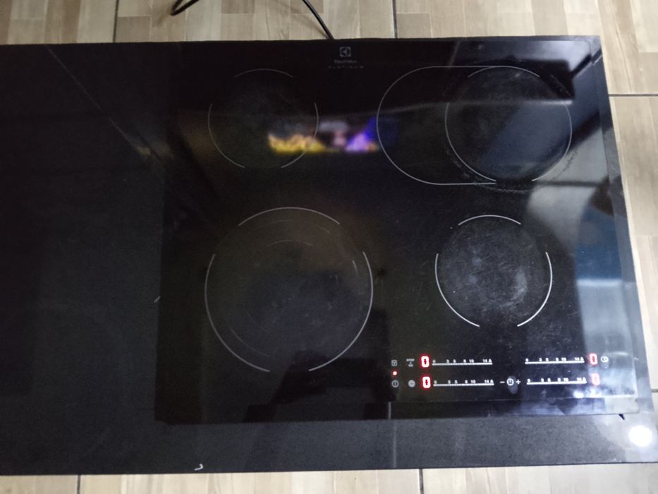 Продам варочную поверхность