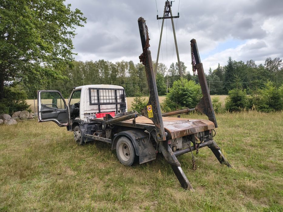 Zabudowa mały bramowiec 3,5m x 2m do kontenerów rozsuwana brama wszystko działa