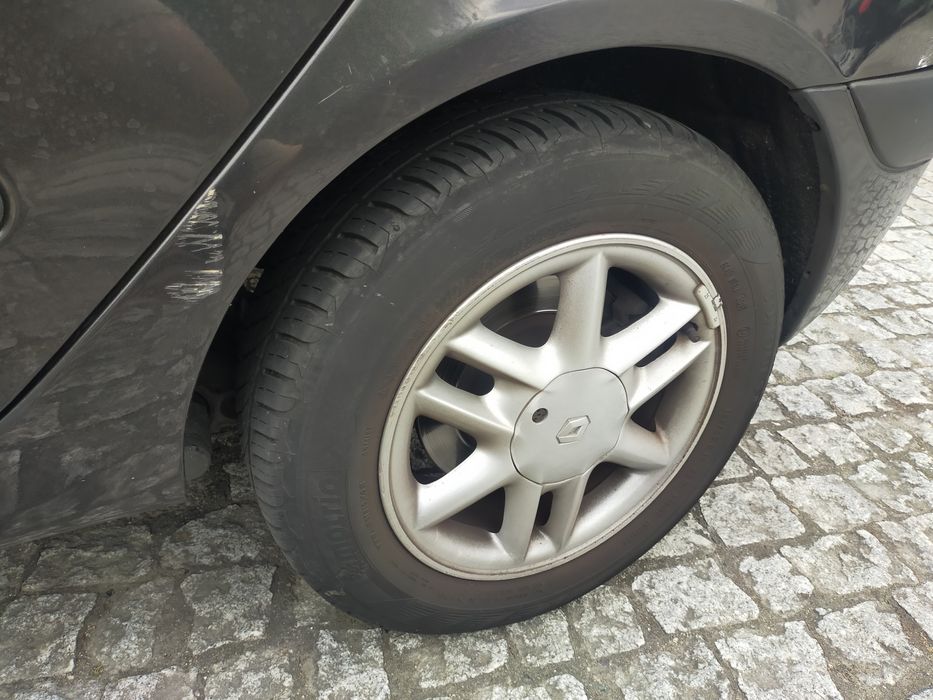 CarroRenault scenic