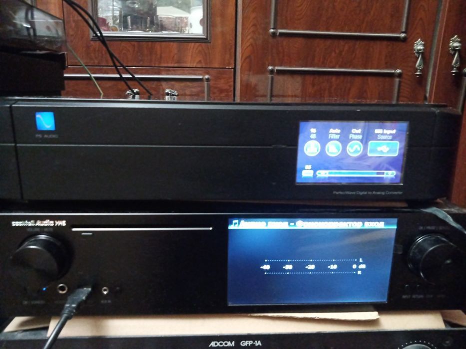 Продам великолепный ЦАП PS Audio  Perfect Wave Digital to Analog Conve
