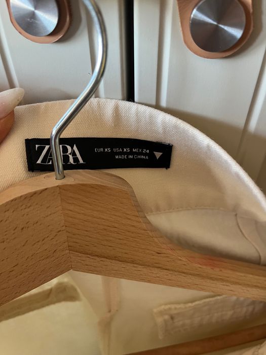 Szorty z wysokim stanem Zara