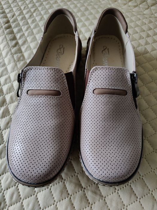 Buty damskie nowe 38