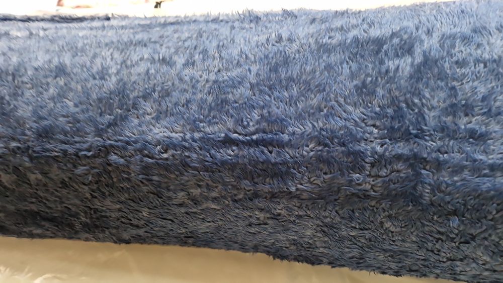 Futerko ciemny niebieski szer.150 cm.