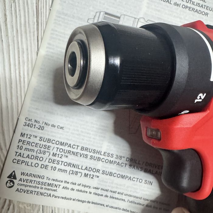 Безщітковий дриль-шурупокрут Milwaukee M12 3401-20 Brushless