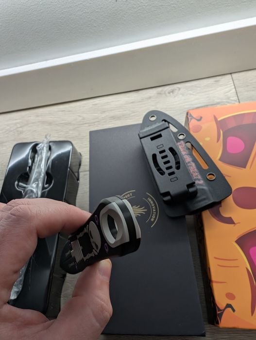Kizer Agenda AEB-L steel G10+Aluminum Limited аналог Sog Pentagon