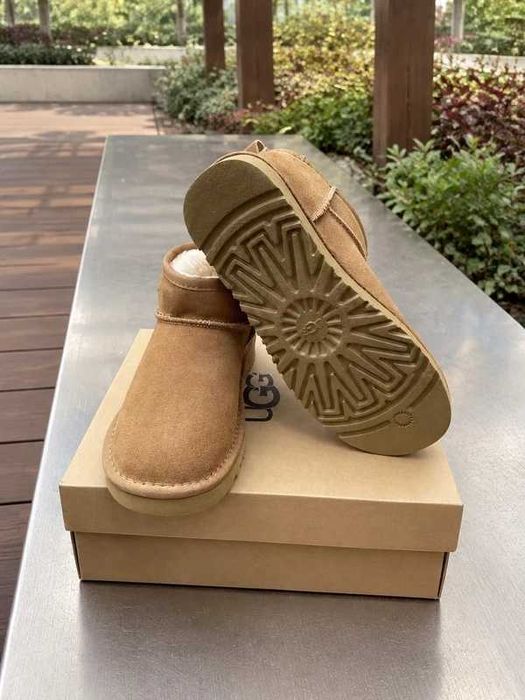 UGG Classic Mini Boots Chestnut r.39