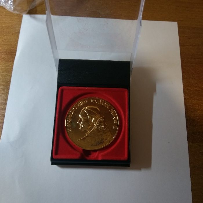 Medal z Janem Pawłem II pozłacany - UNIKAT