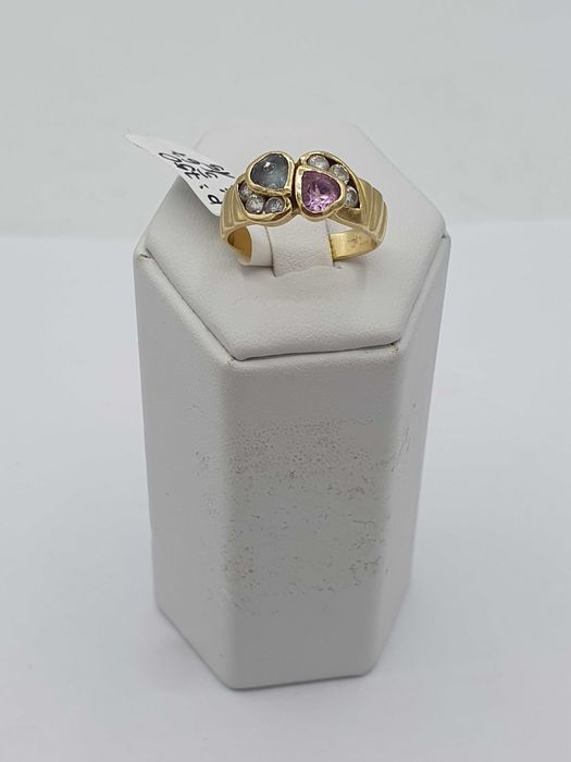 Złoty pierścionek P: 750 / G: 5,67