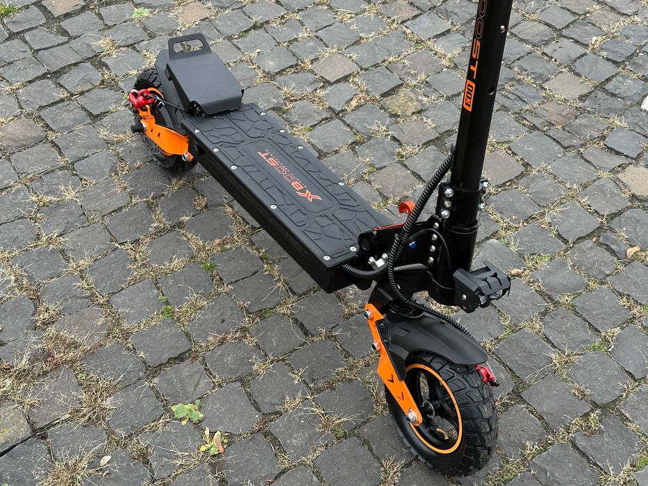 Електросамокат, Электросамокат X-BOOST 004 48V20AH 2400W (2 мотори)