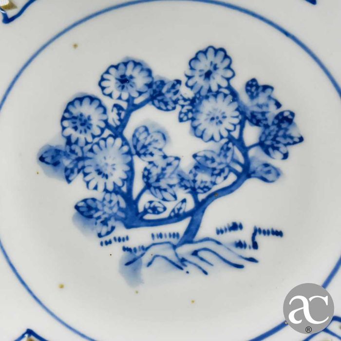 Taça vazada em porcelana da China 1ª metade do séc. XX