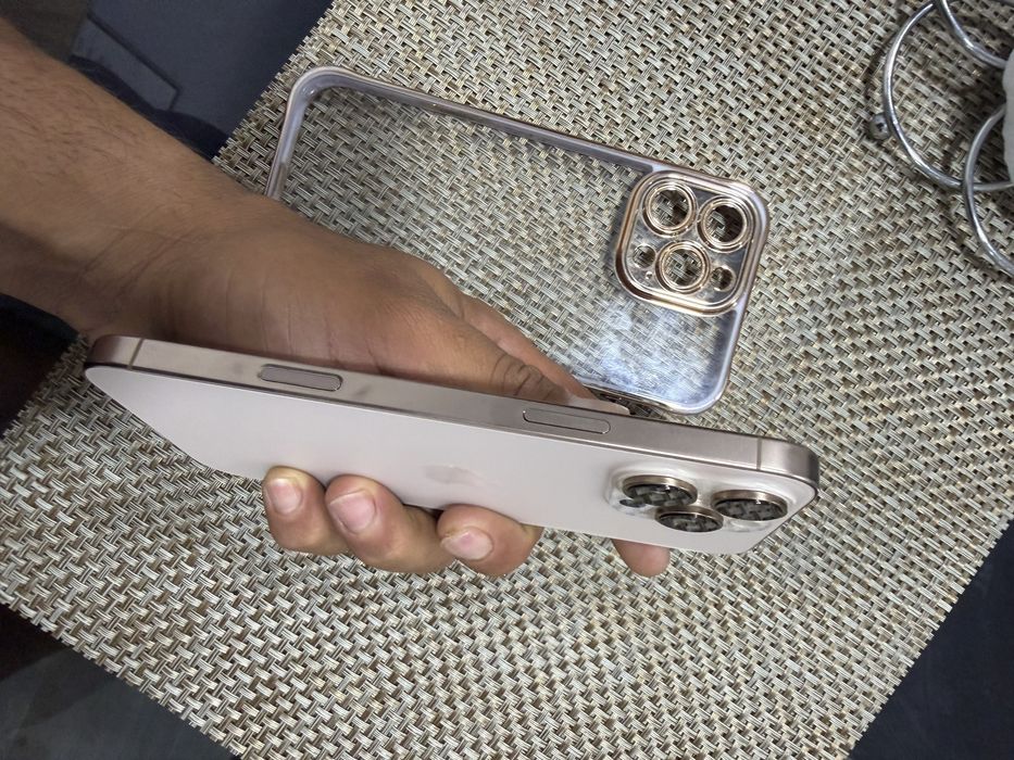 Iphone 16 Pro Max  95% Bateria