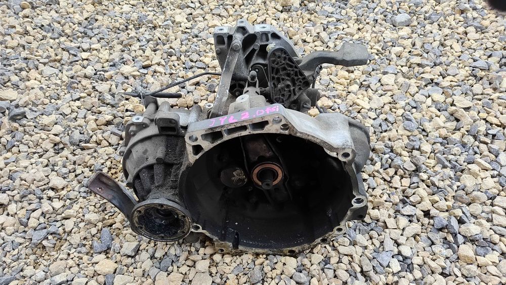 Skrzynia biegów Manual VW PASSAT B6 Skoda SEAT 2.0 FSI 05-10.r 6B JYL