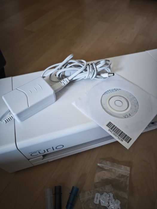 Ploter Silhouette Curio