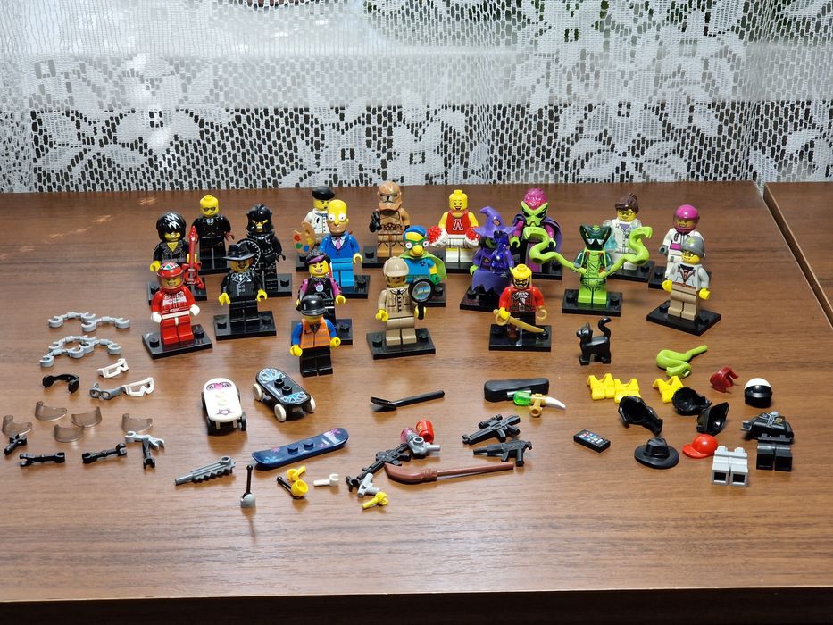 Минифигурки Lego и запчасти