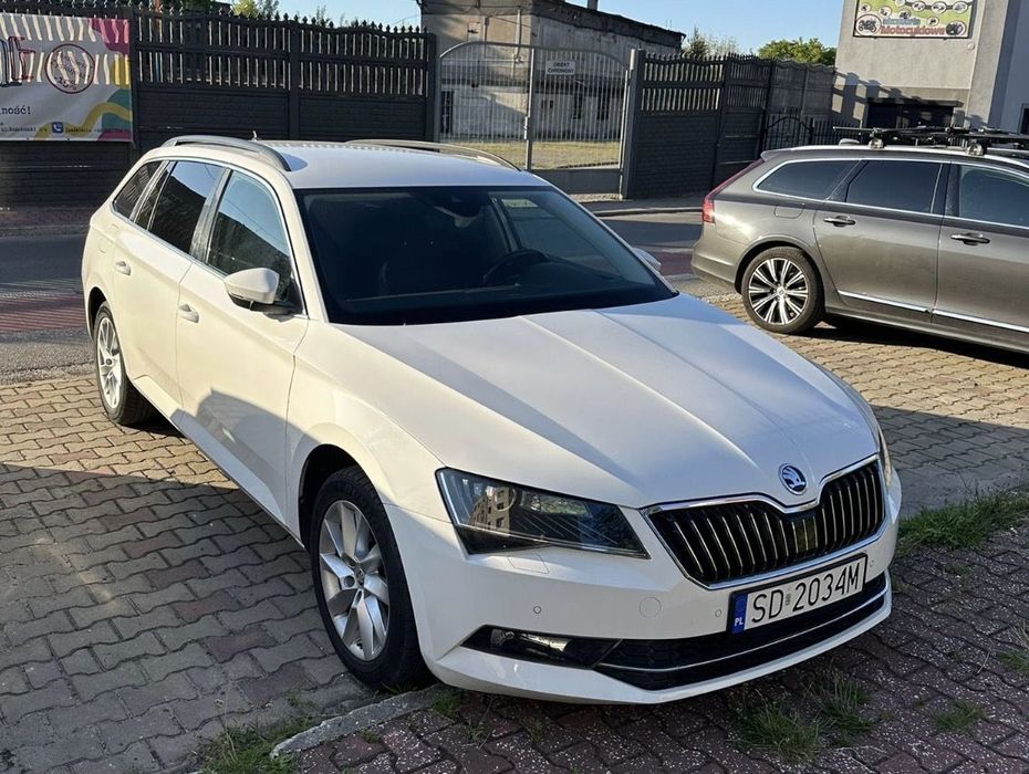 Skoda Superb Skoda Superb 1.6 TDI -2017r-DSG okazja cenowa