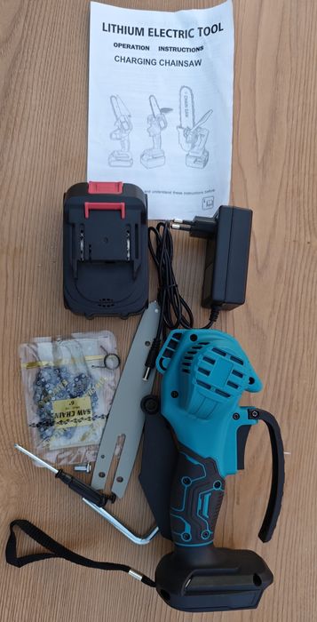 NOVA: Motoserra a bateria, lamina 15cm, muito boa poda vinha, árvores