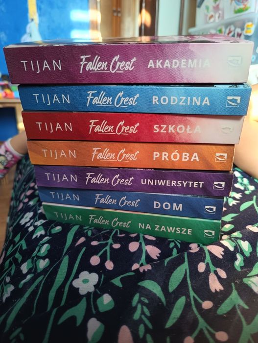 Trylogia "Fallen Crest"