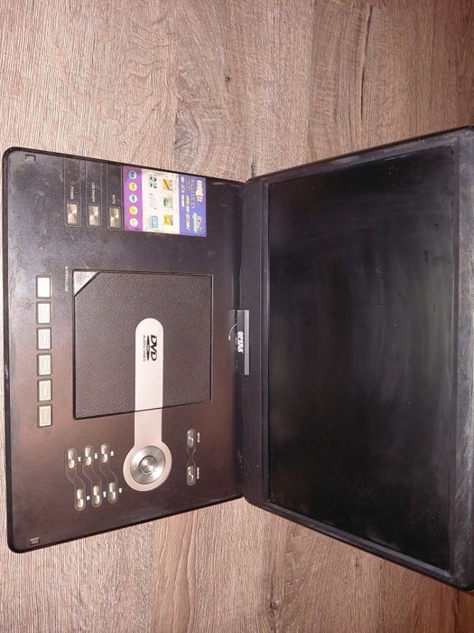 DVD плеєр (без зардного пристрою)