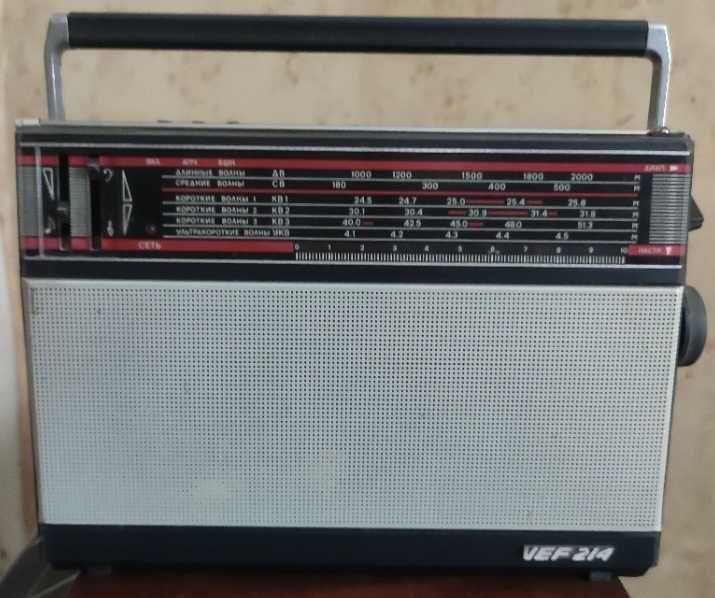 Радіоприймач ВЕФ 214 (ссср, Прибалтика)