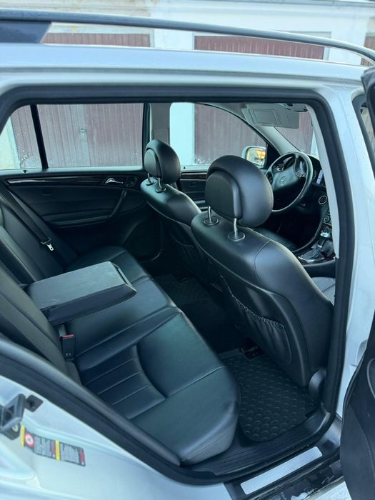 Mercedes W203 Lift 150km